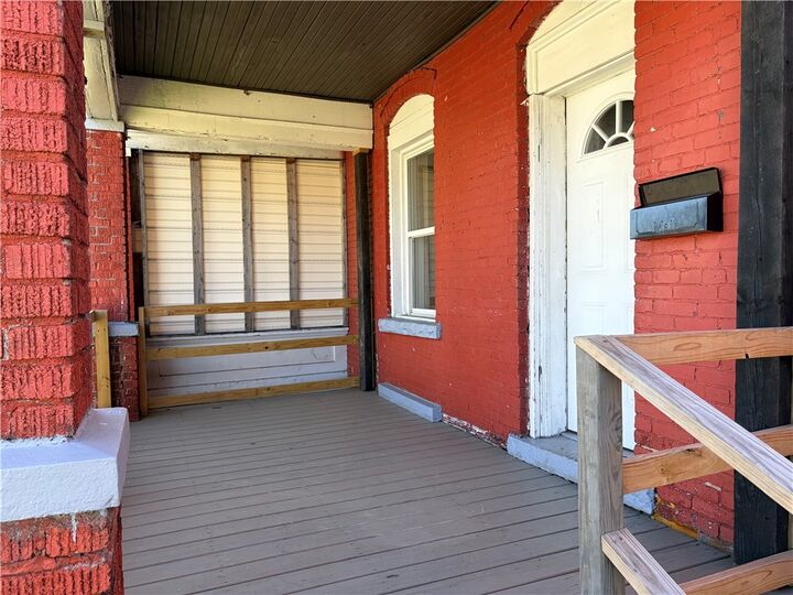 Property Photo:  521 1st St.  PA 15022 
