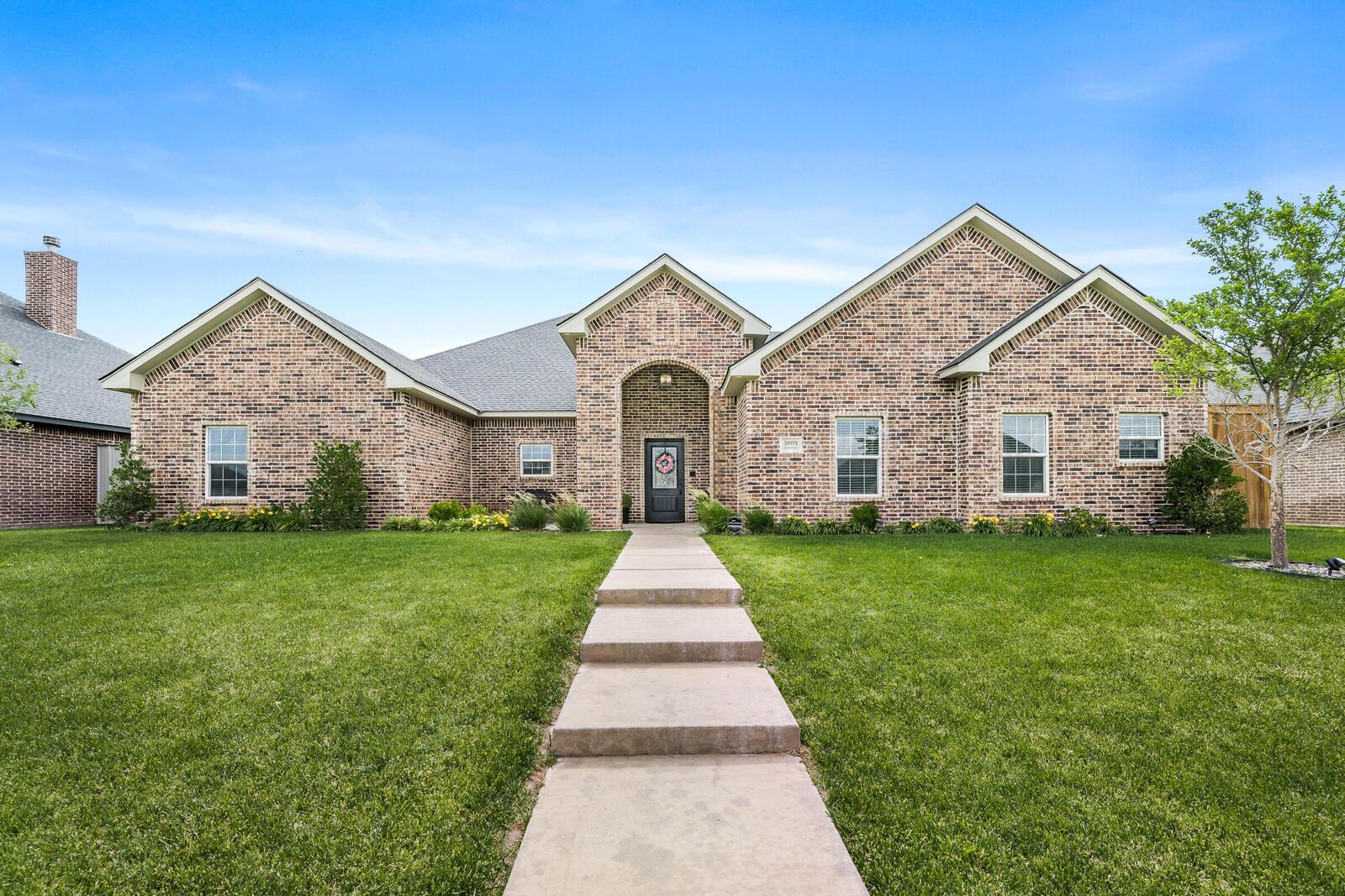 Property Photo:  5809 Sheridan Street  TX 79119-1226 