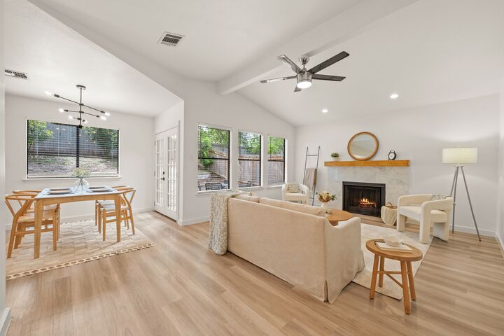 Property Photo: 12107 Shropshire Boulevard TX 78753