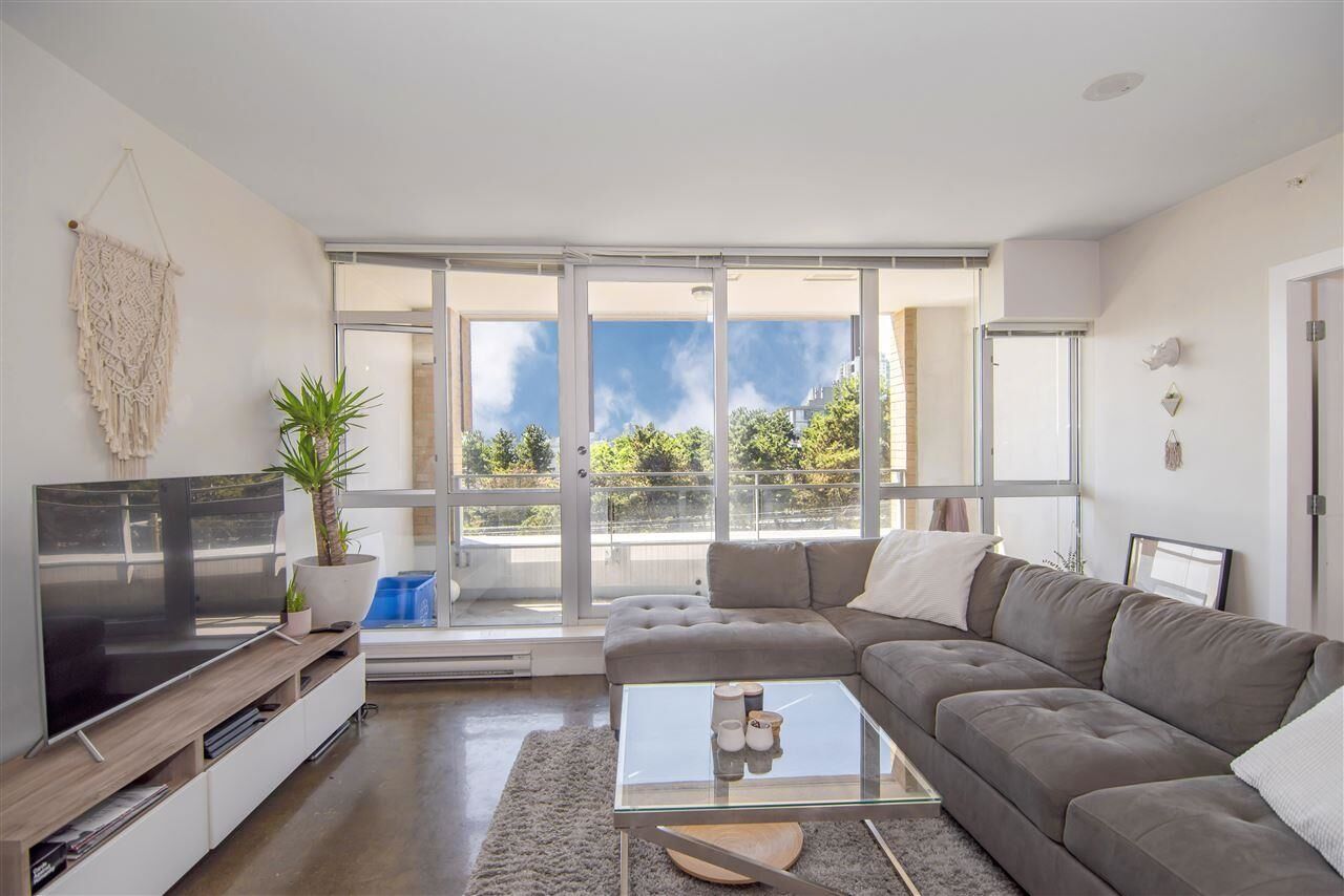 Property Photo:  221 Union Street 720  BC V6A 0B4 