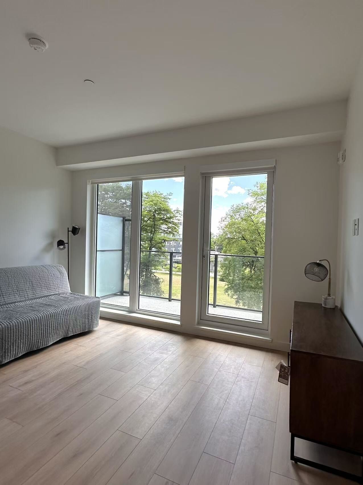 Property Photo:  133 W49 Ave 408  BC V5Y 2Z7 