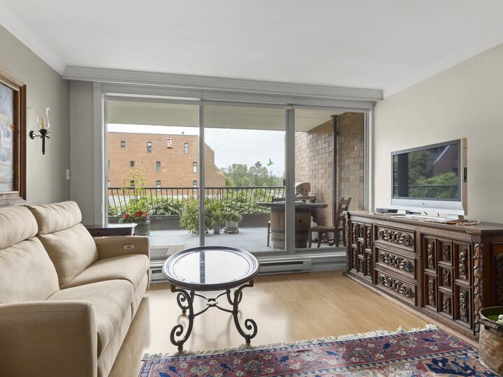 Property Photo:  4815 48 Avenue 105  BC V4K 1V2 