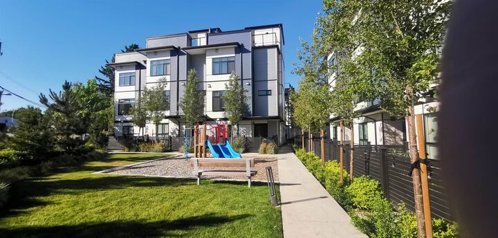 Property Photo:  16828 Boxwood Drive 13  BC V4N 6T2 
