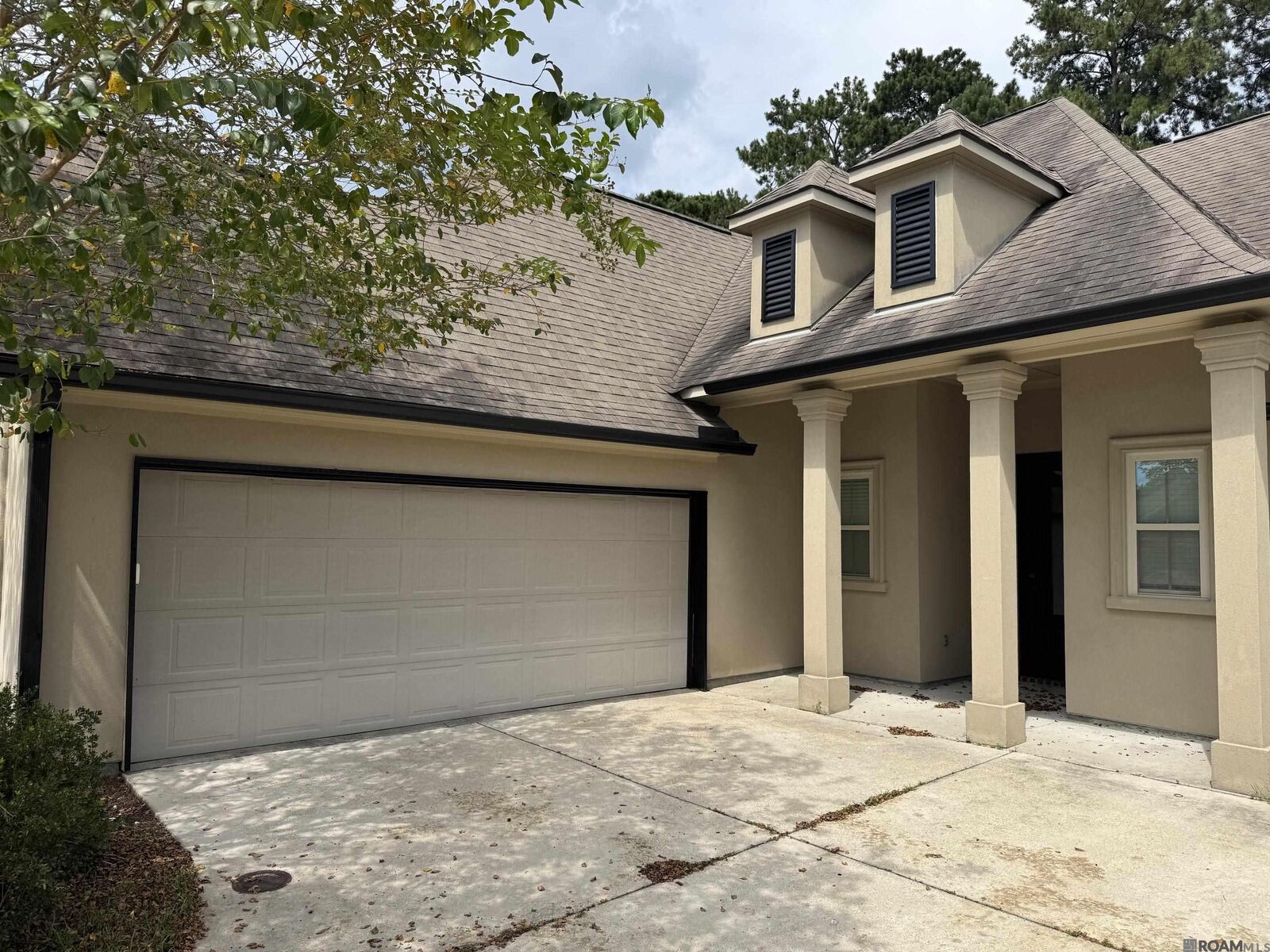 Property Photo:  4923 Harbor Ln  LA 70739 