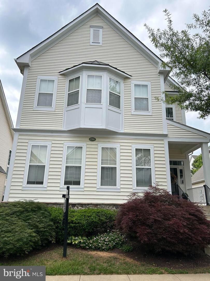 Property Photo:  17551 Lethridge Circle  VA 20141 