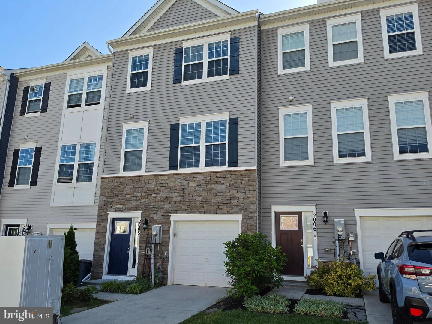 Property Photo:  2008 Thornbrook Way  MD 21113 