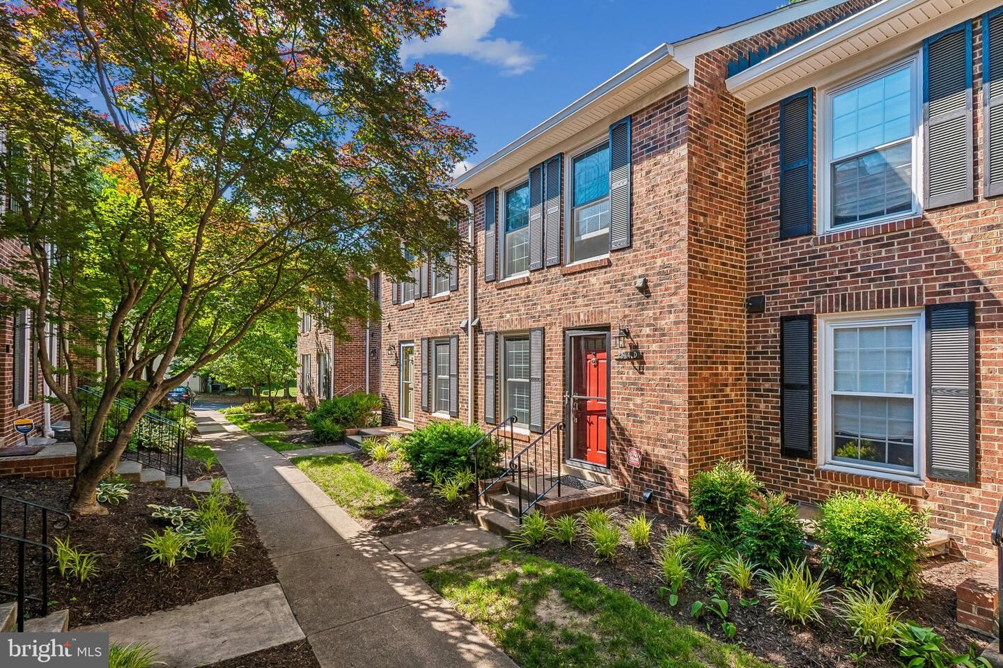 Property Photo: 2544-D S Arlington Mill Drive 4 VA 22206