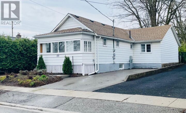 Property Photo:  14 Laurine Avenue  ON N1E 4M9 