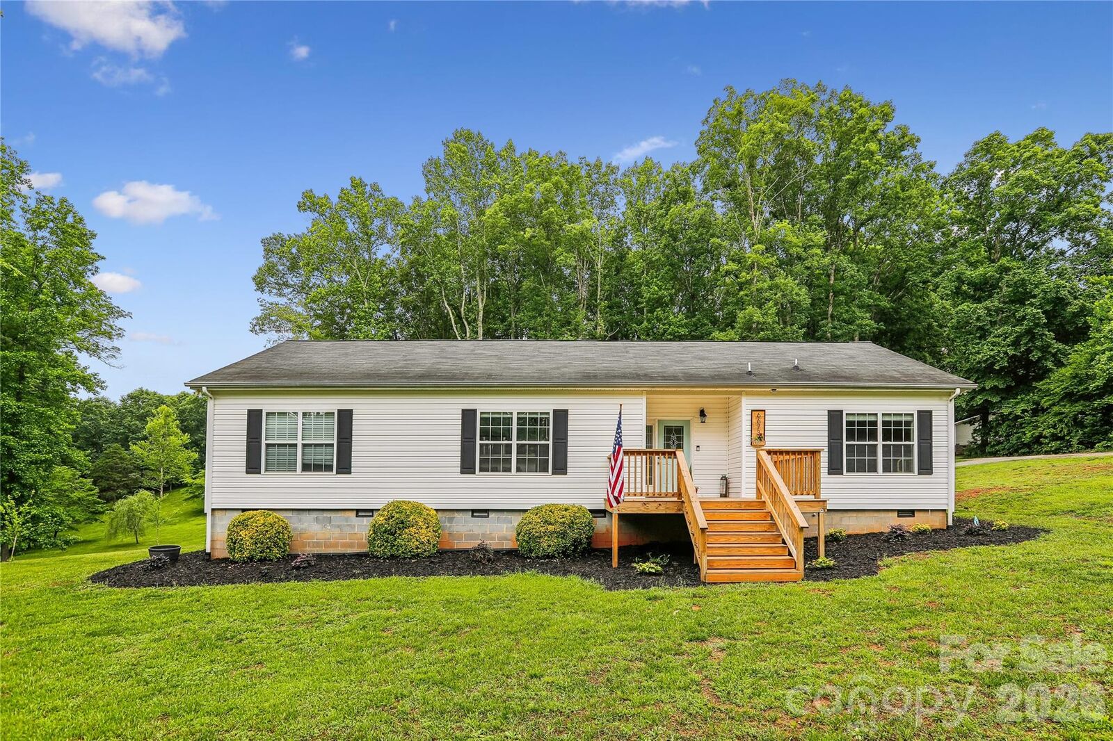 Property Photo: 6673 Forney Hill Road NC 28037