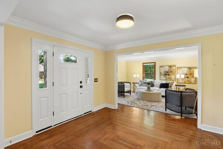 Property Photo:  8383 Ellenwoods Drive  OH 45249 