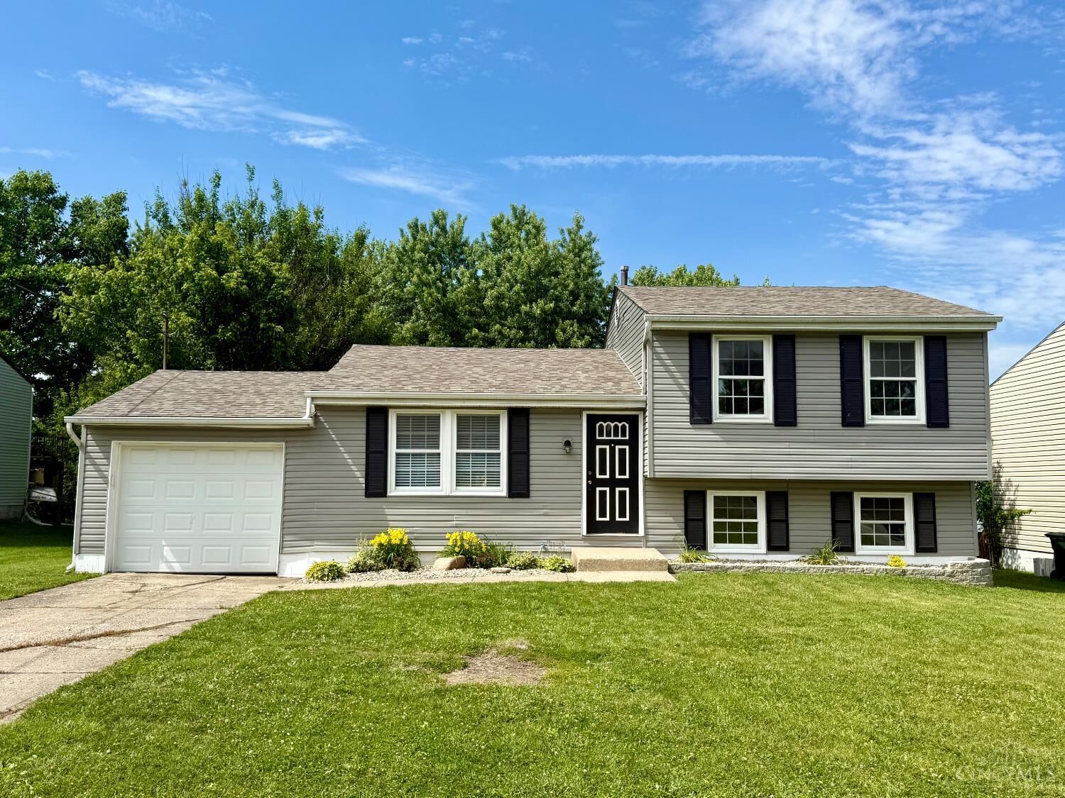 Property Photo: 2964 Butterwick Drive OH 45251