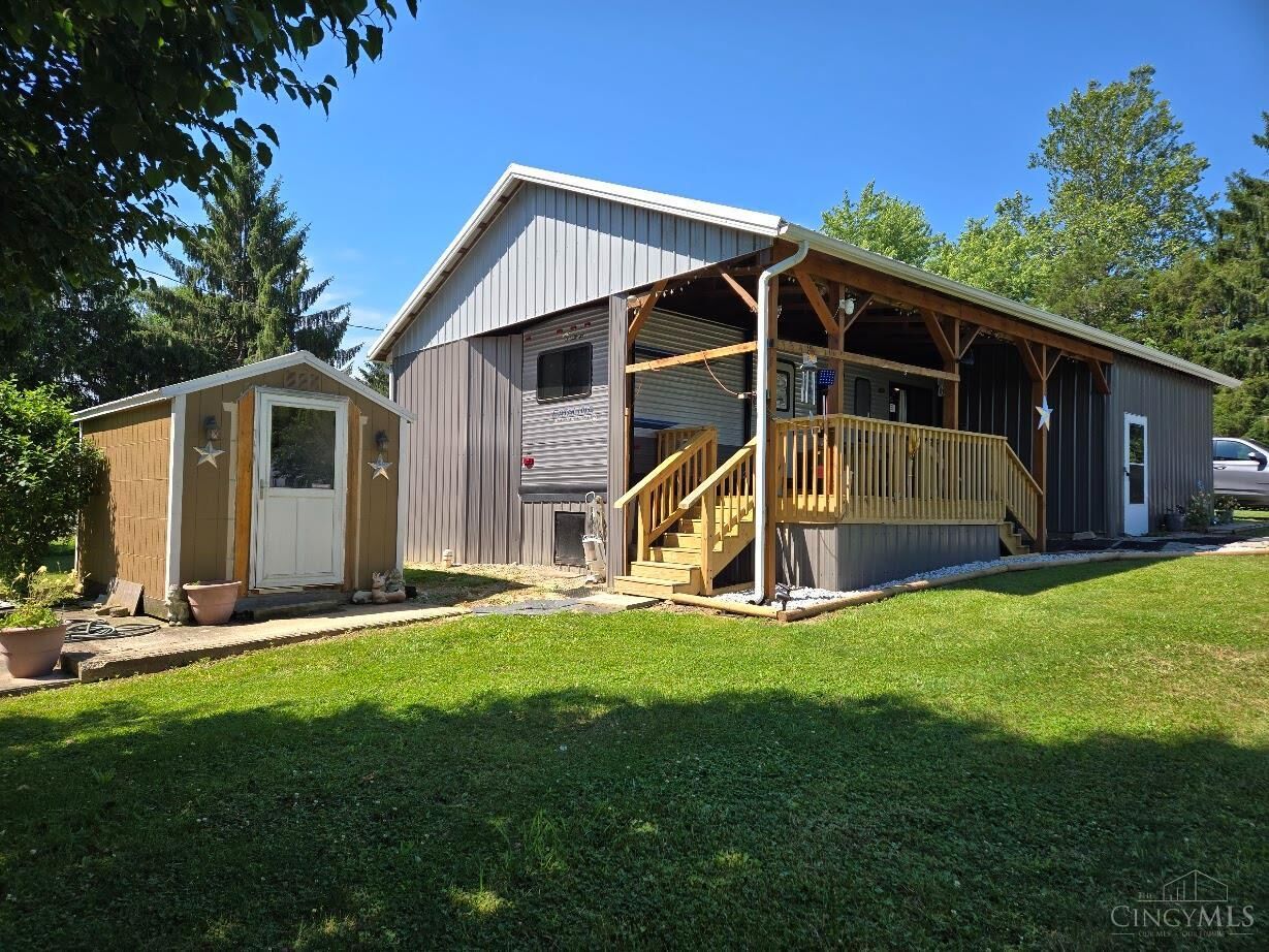 Property Photo:  7016 Highland Trail W  OH 45133 