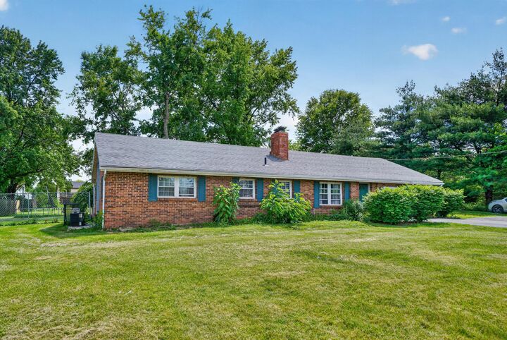 Property Photo: 589 Park Road OH 43085