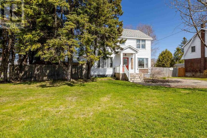 Property Photo: 180 Pine St ON P6A 3Y9