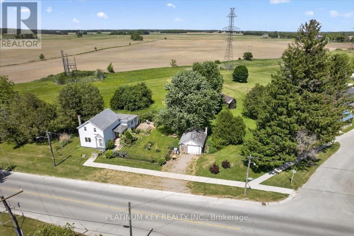 Property Photo: 21996 Melbourne Road ON N0L 1T0