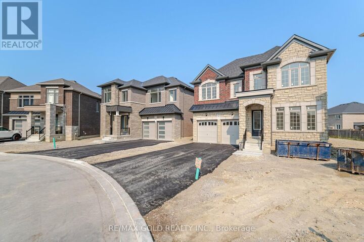 Property Photo:  31 Dolomite Drive  ON L6P 4R6 