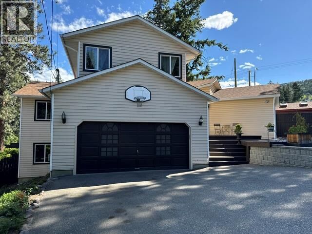 Property Photo: 3037 Country Hills Lane BC V4T 1C3