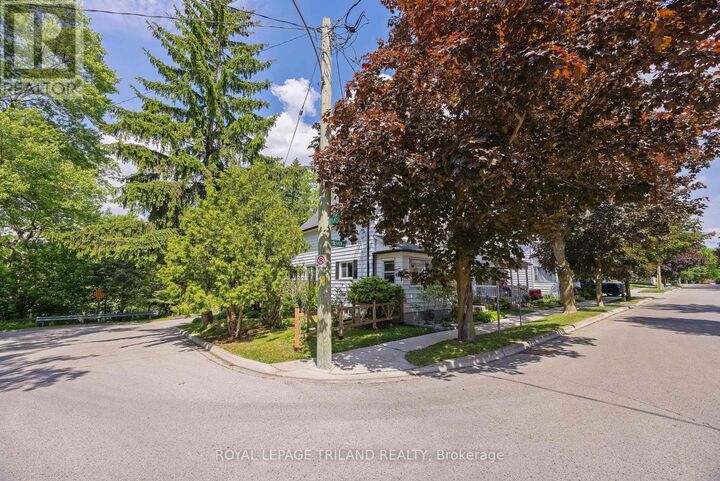 Property Photo:  29 Oliver Street  ON N5R 3X3 
