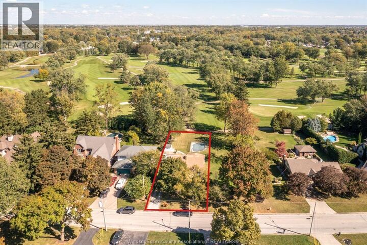 Property Photo:  4054 Roseland Drive West  ON N9G 1Z8 