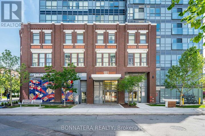 Property Photo:  181 Huron Street 701  ON M5T 2B6 