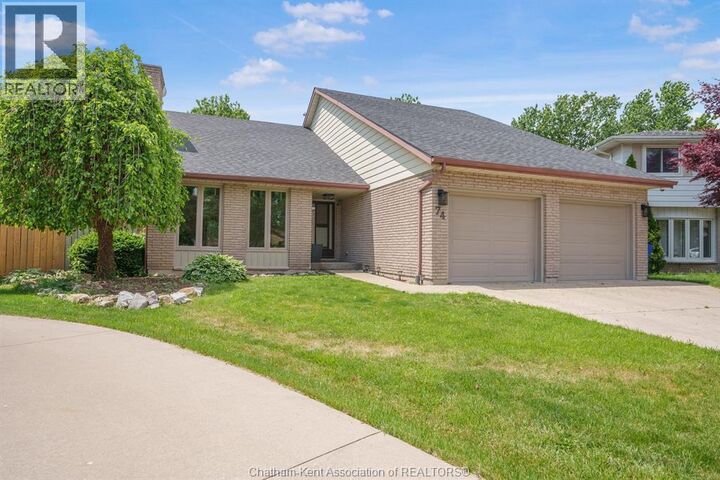 74 University Drive — photo 1