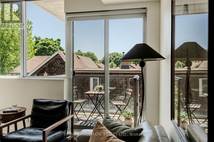 Property Photo:  60 Haslett Avenue 201  ON M4L 0A9 