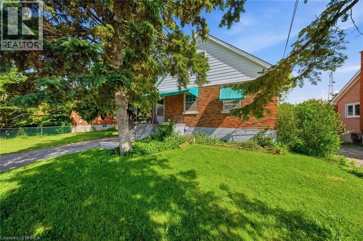 Property Photo:  26 Alice Street  ON N3R 1Y2 