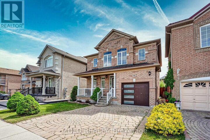 Property Photo:  5458 Tasha Drive  ON L5M 6N5 