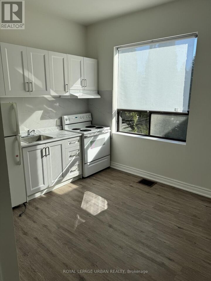 Property Photo:  765 Pape Avenue 206  ON M4K 3T2 