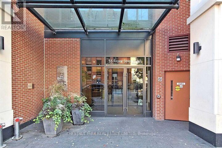 Property Photo: 55 Front Street East 513 ON M5E 0A7