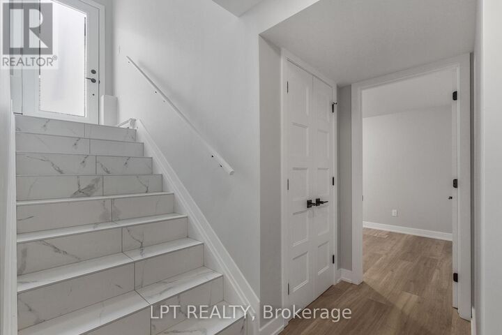 Property Photo:  978 Katia Street Unit B  ON K0A 2M0 