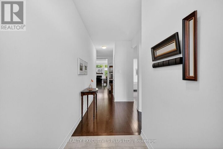 Property Photo:  738 Du Rivage Street  ON K4K 0K2 