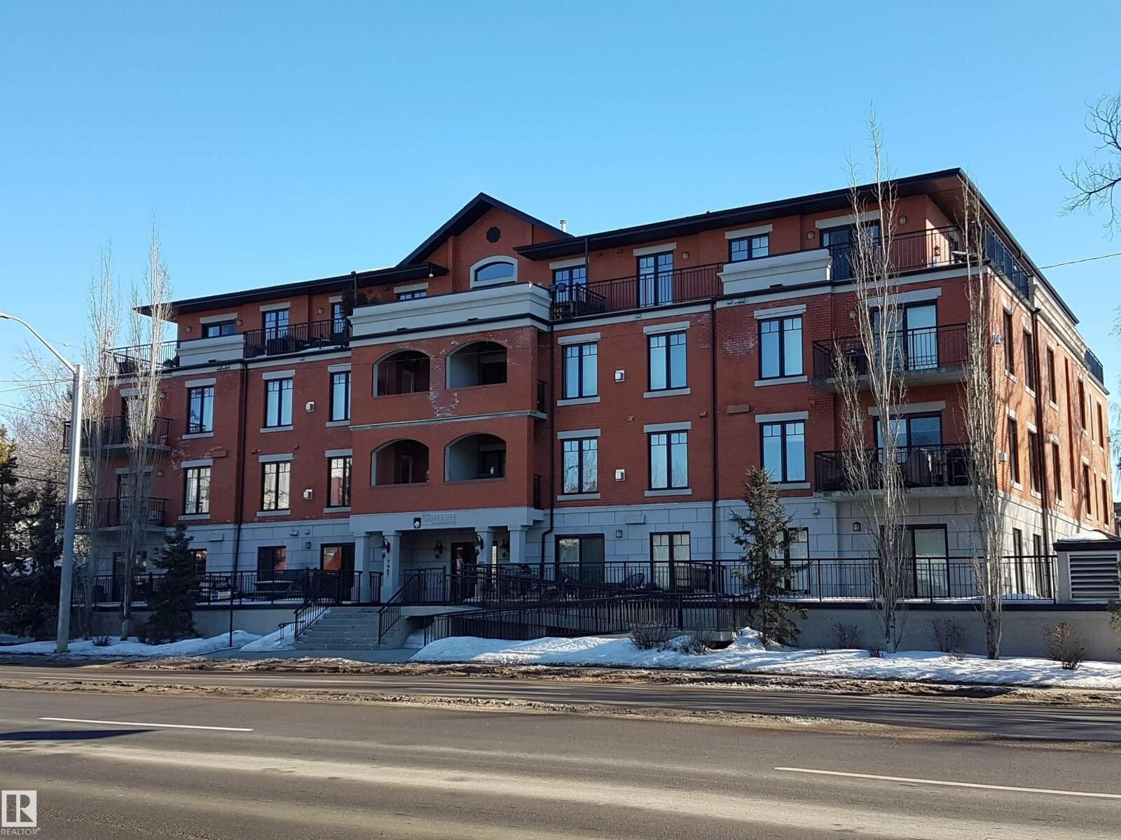 Property Photo:  #103 7907 109 St NW  AB T6G 1C7 
