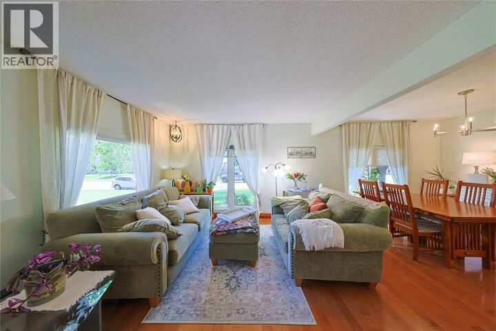 Property Photo:  22 Turner Drive  ON N7S 4L1 