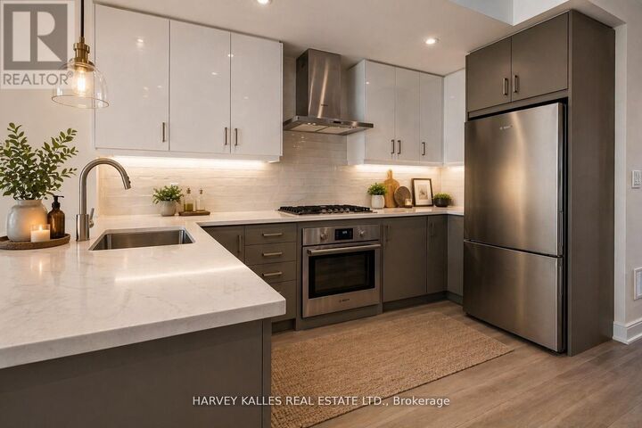 Property Photo:  11 Innes Avenue  ON M6E 0B2 