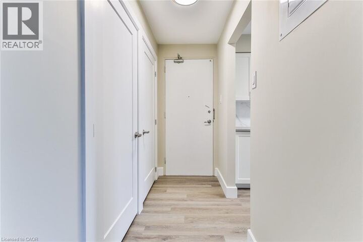 Property Photo:  169 David Street 10  ON N2G 1Y3 