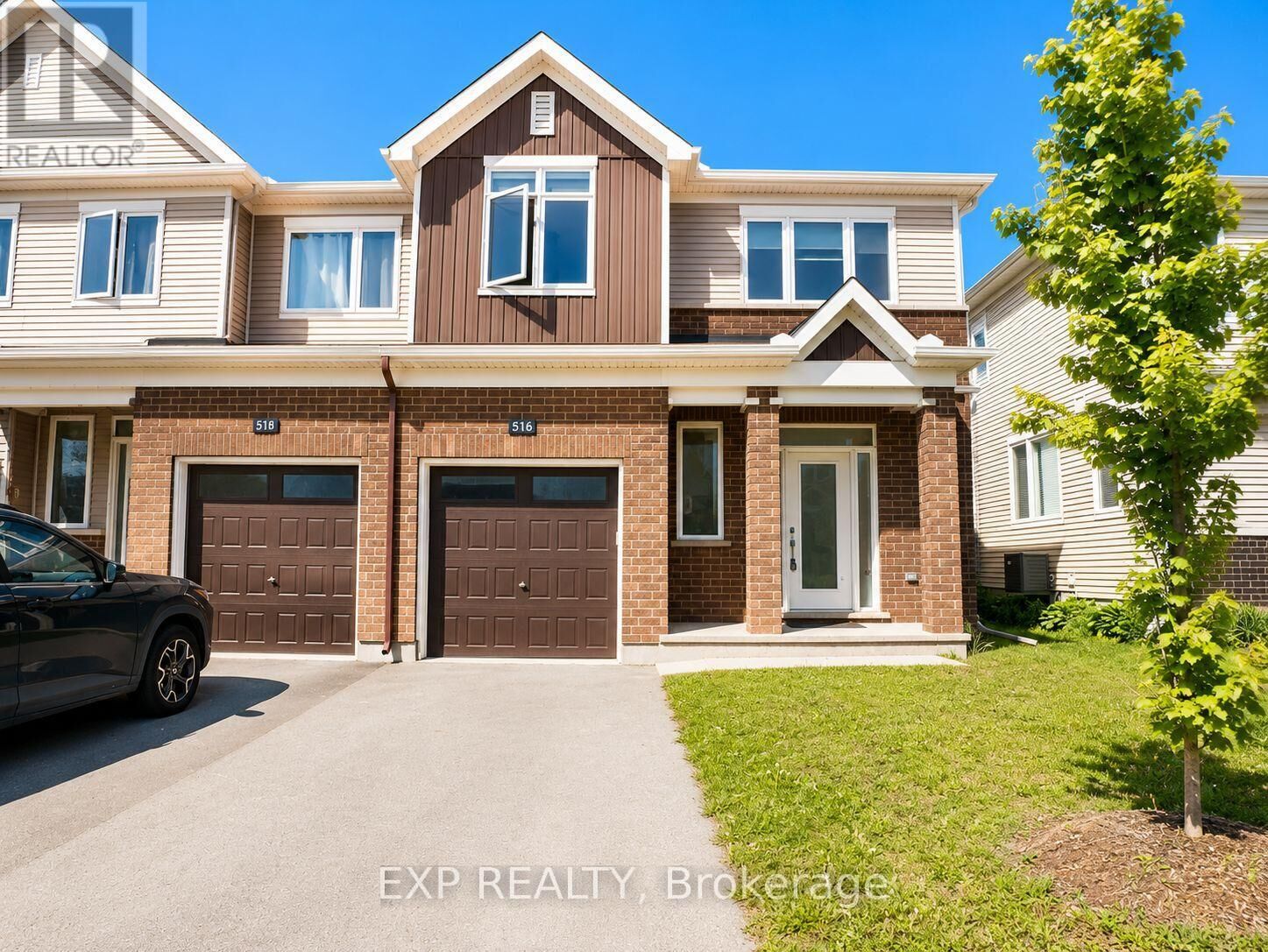 Property Photo: 516 Loury Row ON K1W 0M7