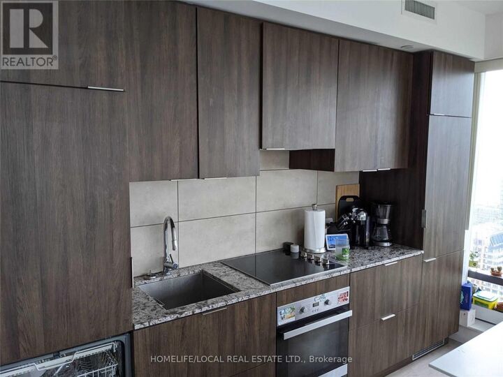Property Photo:  5 St Joseph Street #4105  ON M4Y 1J6 