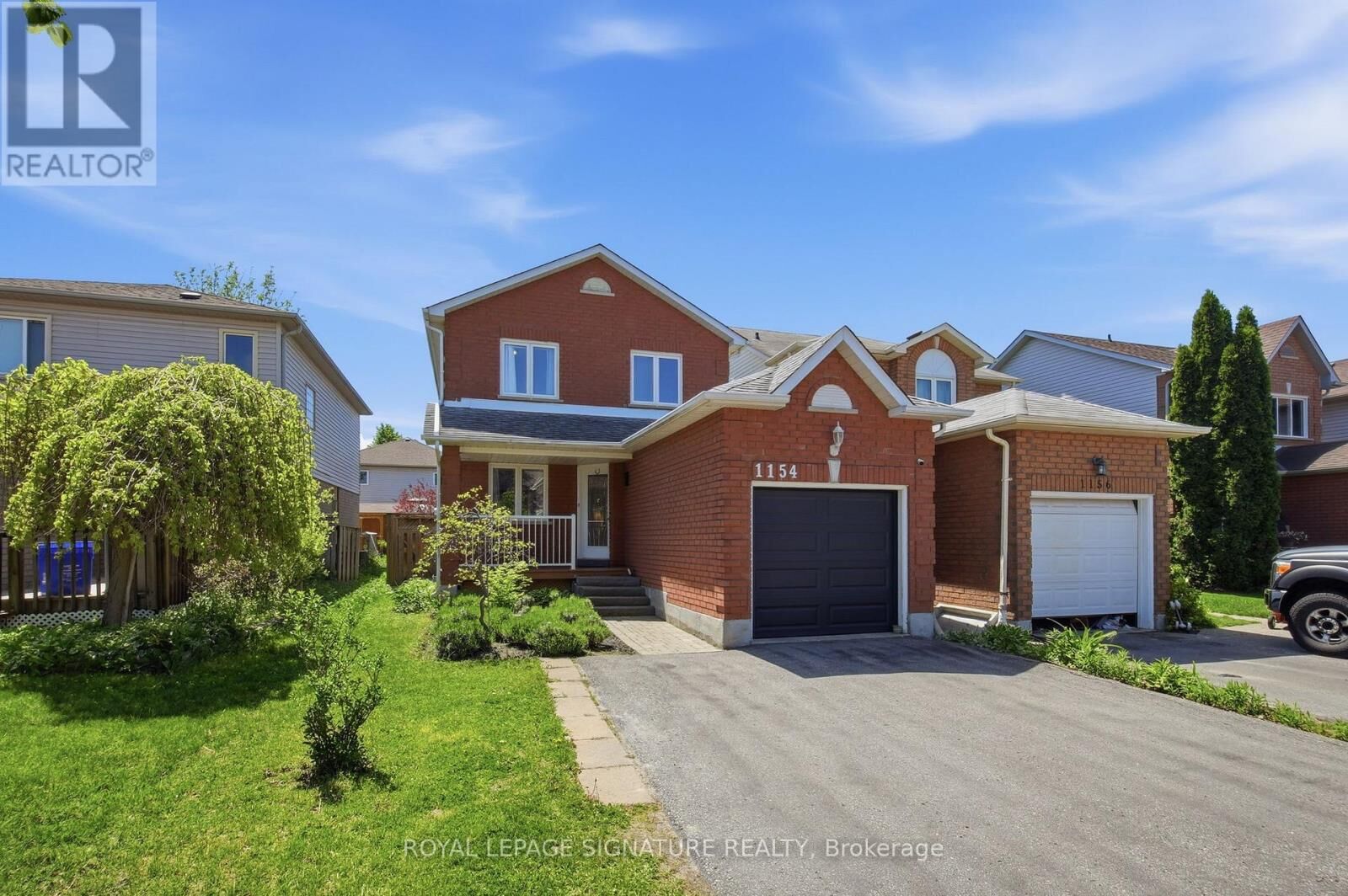 Property Photo:  1154 Beaver Valley Crescent  ON L1J 8N3 
