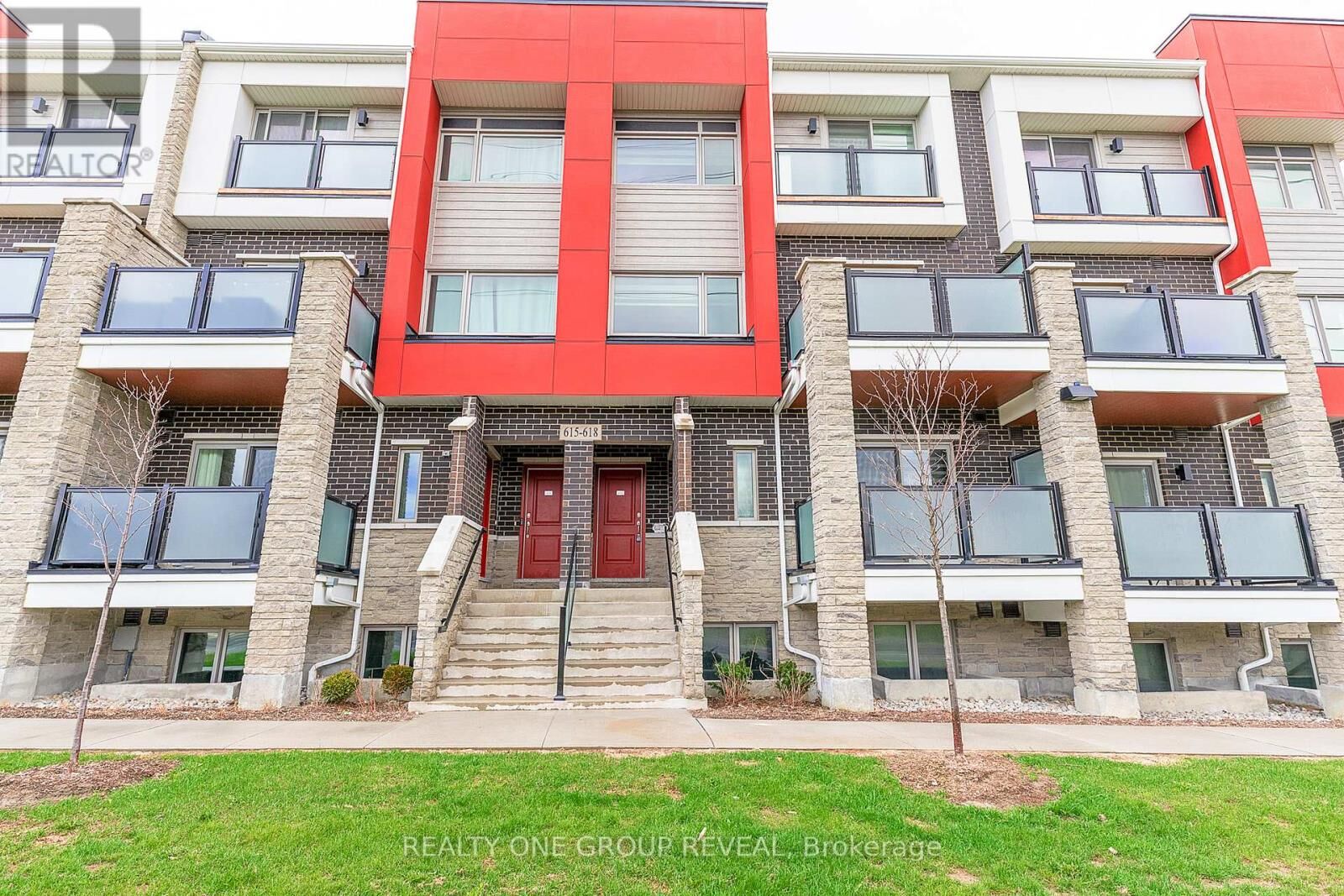 Property Photo:  616 1034 Reflection Place  ON L1X 0L1 
