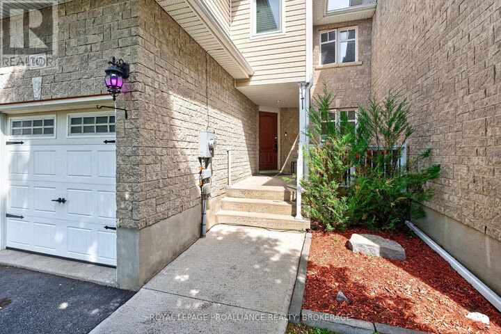 Property Photo:  960 Swanfield Street  ON K7M 0A5 