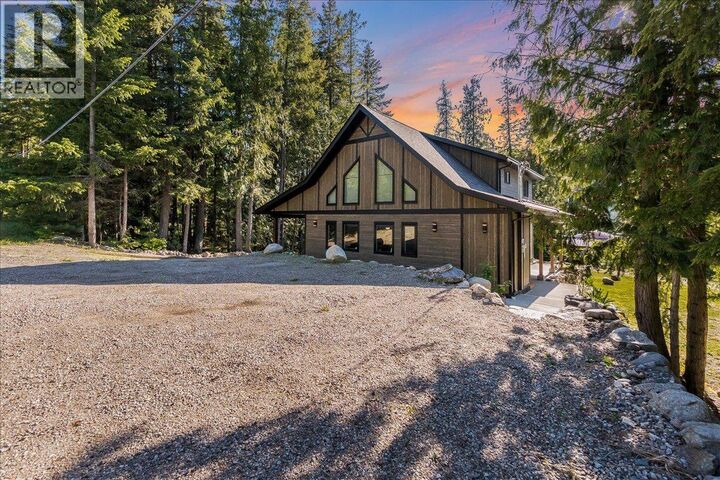 Property Photo:  809 Slocan Street  BC V0G 2C0 