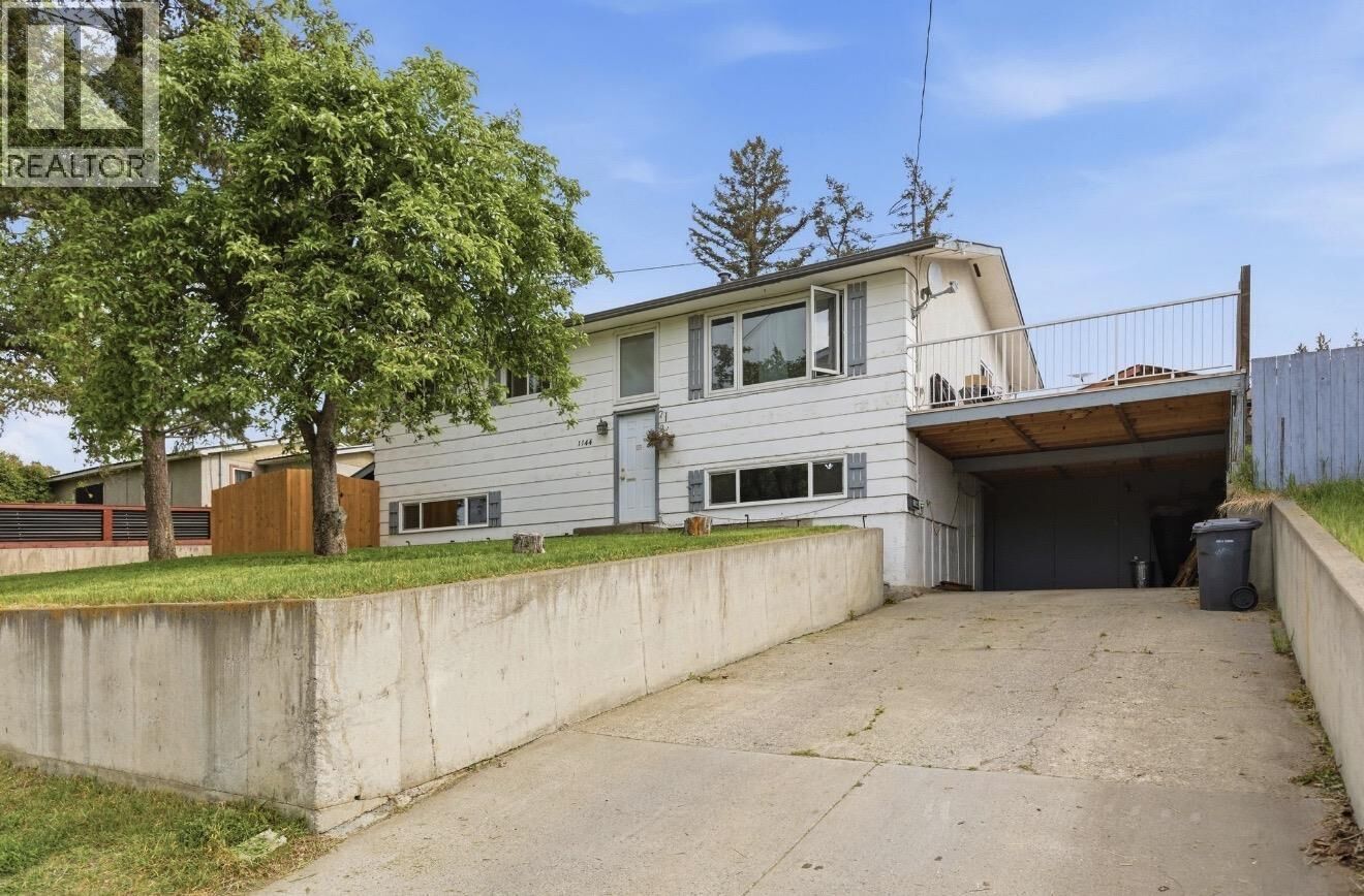 Property Photo:  1144 Second Avenue  BC V2G 1X8 