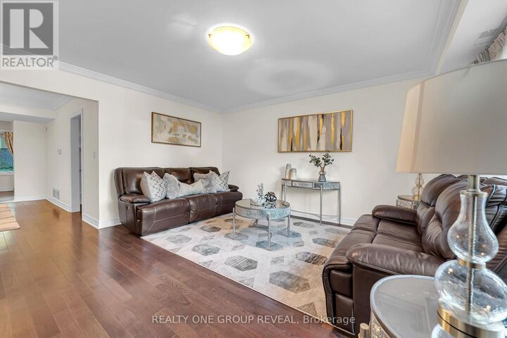 Photo de la propriété:  1490 Islington Avenue  ON M9A 3L5 