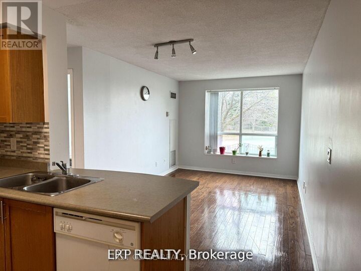 Property Photo:  51 Baffin Crescent 301  ON L4B 4P6 