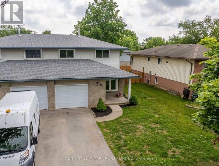 Property Photo:  111 Northgate Drive  ON L3C 5Y3 