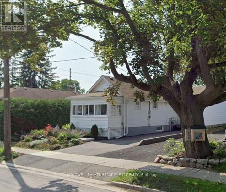 Property Photo: 14 Laurine Avenue ON N1E 4M9