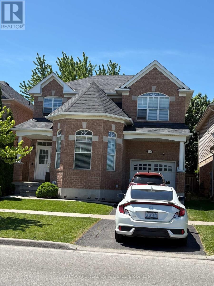 Property Photo: 879 Bennett Boulevard ON L9T 6X9