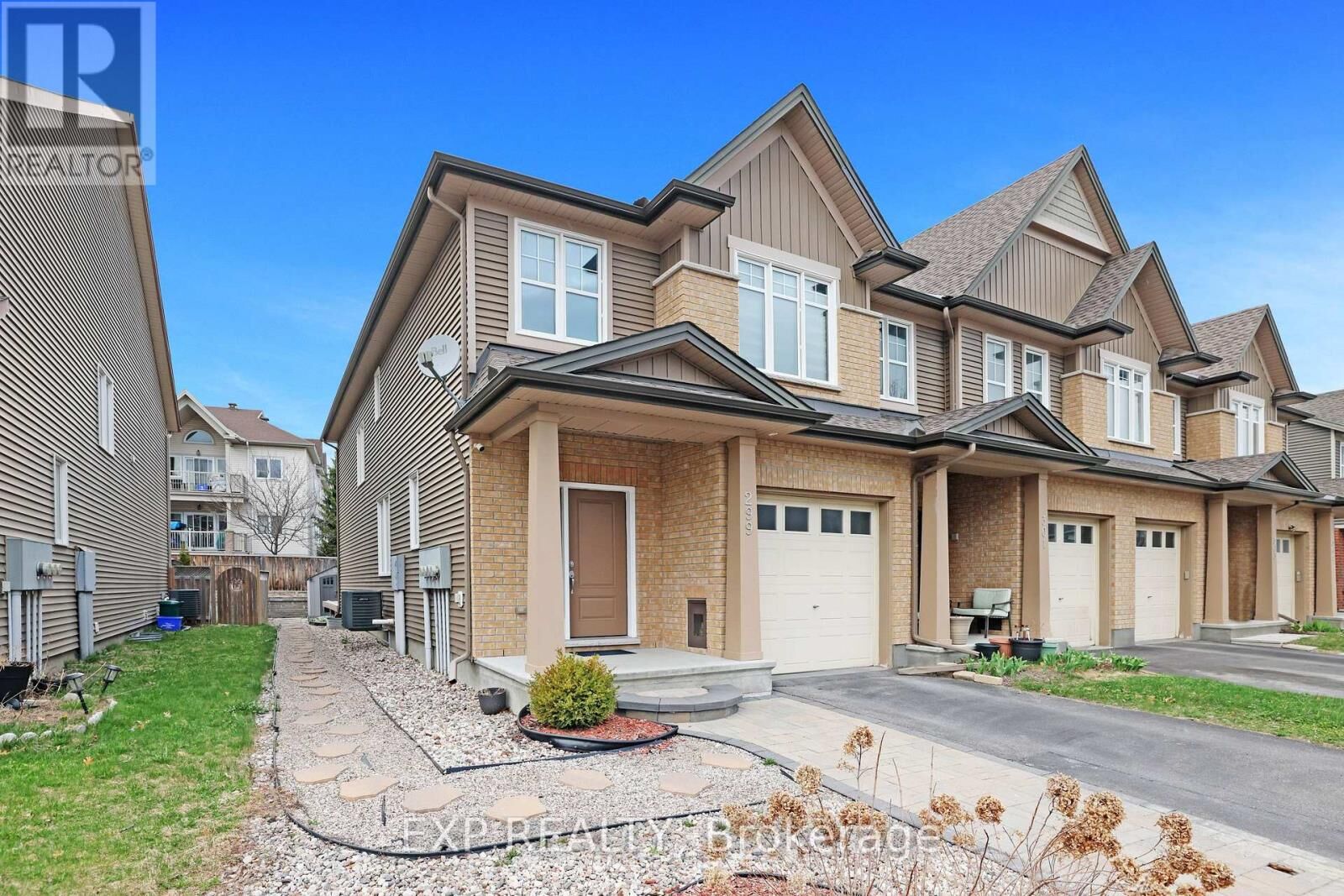 Property Photo: 299 Wood Acres Grove ON K1T 0B3
