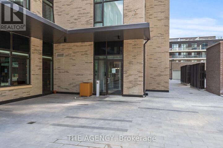 Property Photo:  55 Duke Street 215  ON N2H 0C9 